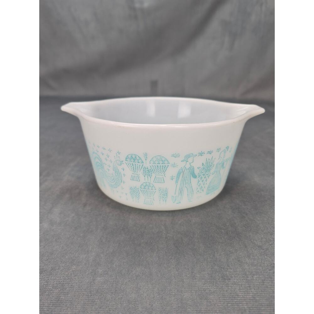 Pyrex Butterprint Amish Vintage White & Turquoise Casserole Dish 473 1 Quart